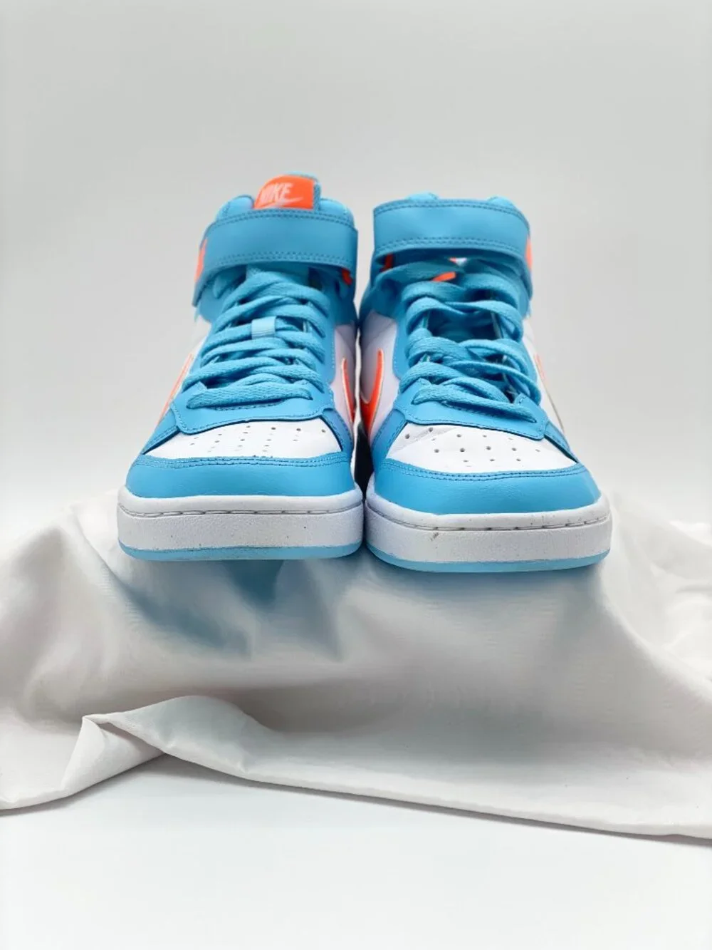 Nike Court Borough Mid 2 Kids Sneakers Aquarius Blue Total Orange 6Y - Picture 3 of 8